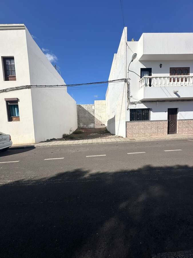 Image 2 of For Sale Urban plot – Titerroy (santa Coloma), Arrecife, Las Palmas, Lanzarote
