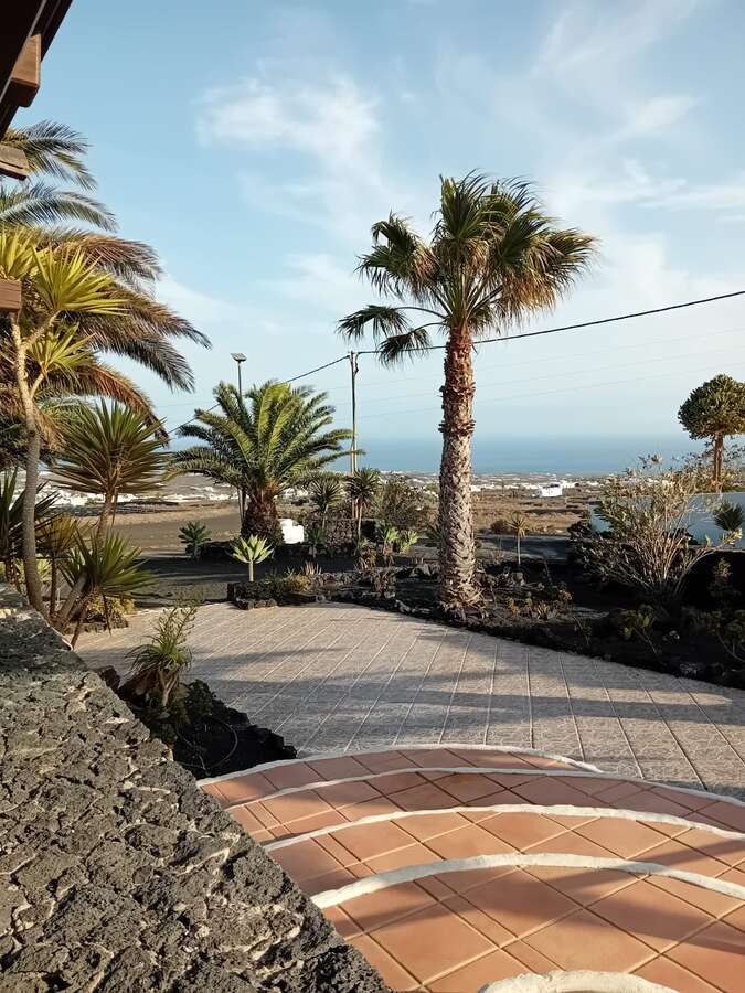 Image 2 of For Sale Villa – La Asomada, Tías, Las Palmas, Lanzarote