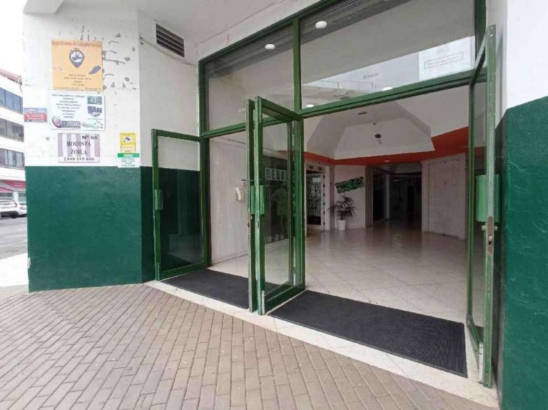 Image 3 of For Sale Commercial premise – Arrecife, Las Palmas, Lanzarote