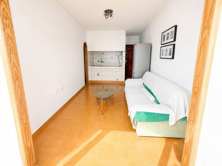 Image 2 of For Sale Flat – Arrecife Centro, Las Palmas, Lanzarote